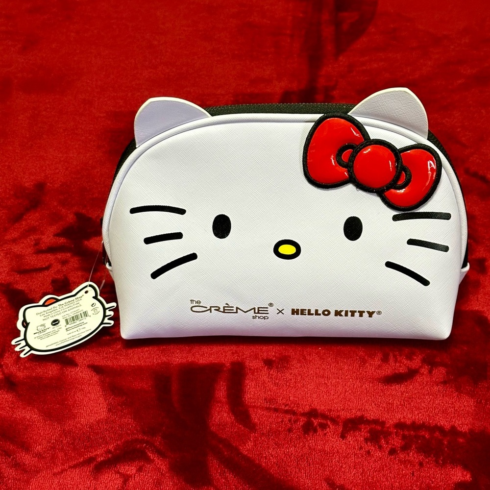 HELLO KITTY LIMITED EDITION CRÈME SHOP X Makeup Cosmetic Bag, NEW W/TAGS!